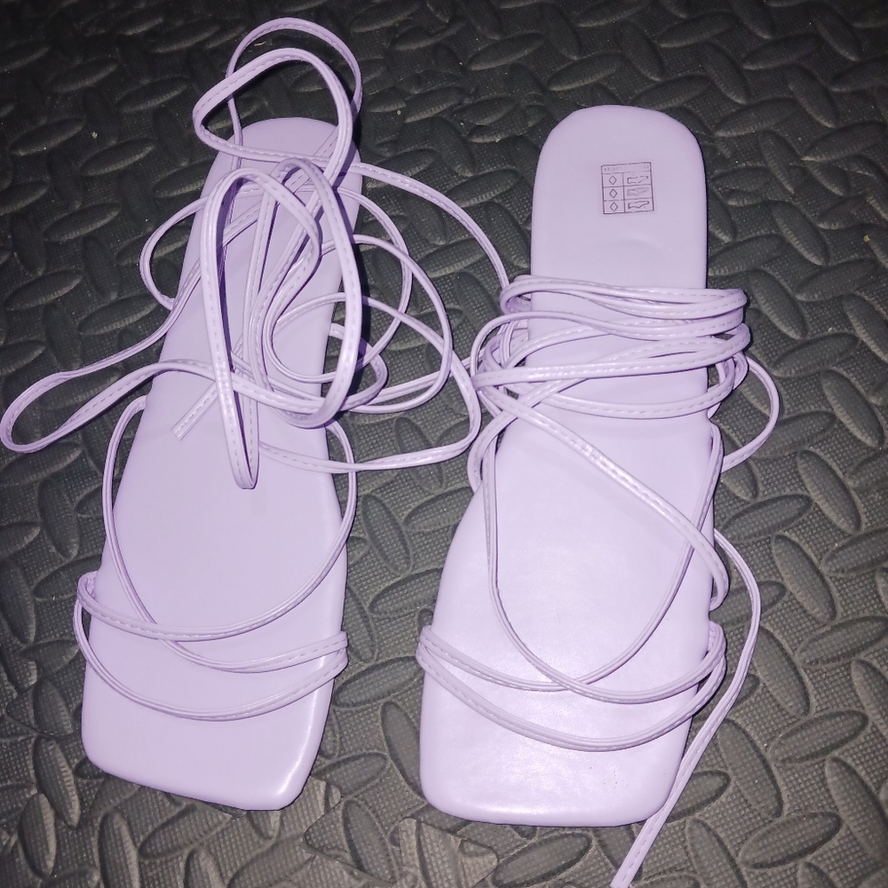 Women Lila purple lace up flat sandals - Picture 5 of 12